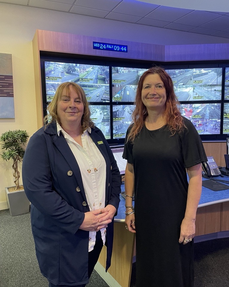 Cllr Suzanne Hartwell and Maria Jardine at Sandwell&rsquo;s CCTV control room