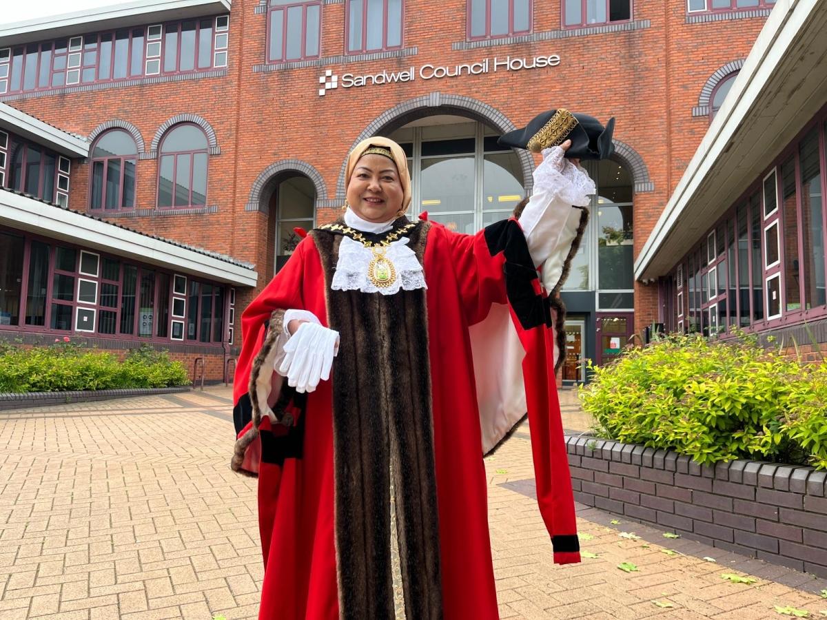 Councillor Syeda Khatun MBE is the new Mayor of Sandwell