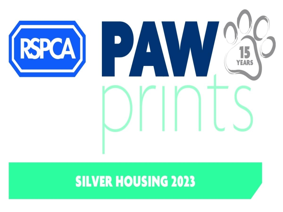 Pawprint logo housing silver 2023